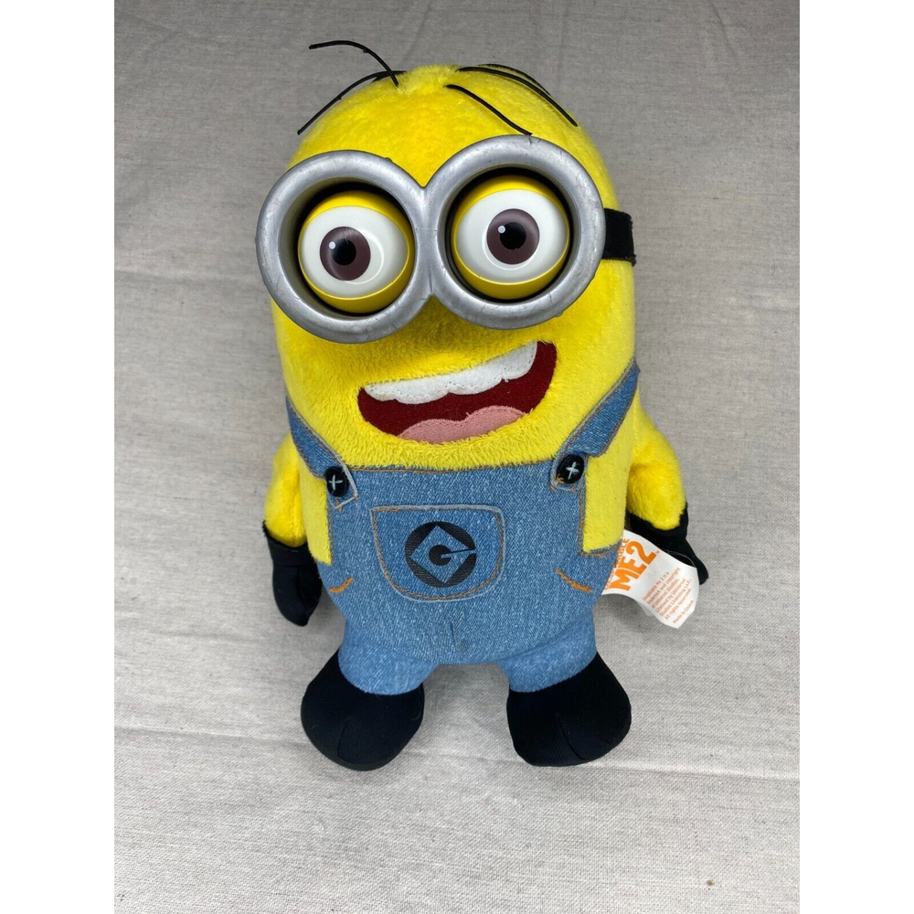 LN Despicable Me 3 11"  Plush Talking Minion Dave Lights & Pop Out Eyes Thinkway